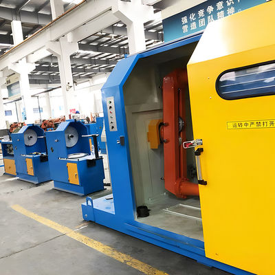 Ein guter Preis. Hochgeschwindigkeitskantilever Einzeldrehmaschine China Hersteller Φ630-Φ1250 Online
