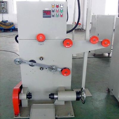 Ein guter Preis. Auszahlungsmaschine für Kabel Extrudermaschine Kabel Extrusionslinie Drahtmaschine Online